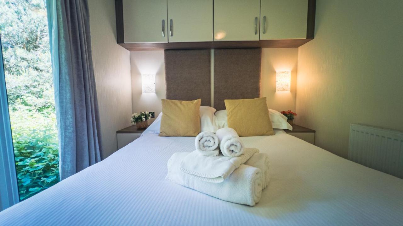 Hazel Oaks, Beautiful Lodge With Hot Tub - Sleeps 6 - Felmoor Park Morpeth Exterior foto